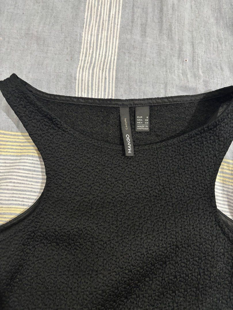 Mango dress (Category: Dresses) located in Mandaluyong City. Submitted by rmbrn (Listing ID 1365918775, Image 2). Description: .