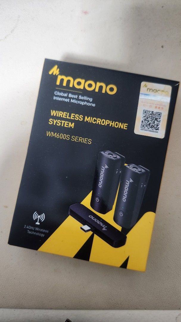 Maono Portable Microphone (Category: Microphones) located in Angeles City. Submitted by nica.declutters (Listing ID 1365771144, Image 2). Description: *First two are actual and recent photos. RFS: Upgrade -- Bought these in Nov 2024 Still in excellent condition.