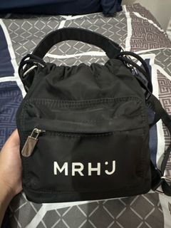 (Kategori: ) berada di . Dikirim oleh midnightblue93 (ID iklan 1365876876, Gambar 1). Deskripsi: .