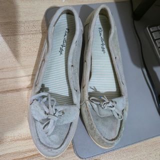 (Category: ) located in . Submitted by karlleseshops (Listing ID 1366005340, Image 1). Description: .