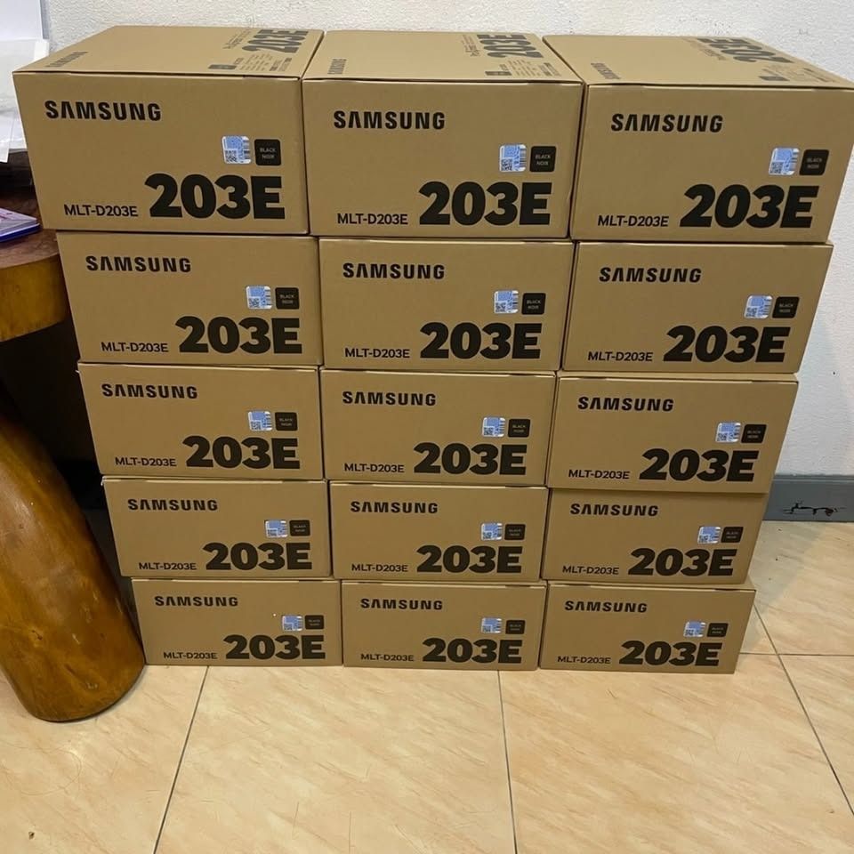 MLT-D203E SAMSUNG TONER CARTRIDGES (Category: Printers, Scanners & Copiers) located in Makati City. Submitted by neonelonrevellame (Listing ID 1365829053, Image 3). Description: Samsung MLT- 203E Extra High Capacity Black Original Toner Cartridge PAGE YIELD : 10,000 pages COMPATIBLE PRINTERS: ProXpress M3820, ProXpress M4020, ProXpress M3870, ProXpress M4070 ✔Brand new! ✔Sealed ✔Good Date ✔New Stock ✔Available for BULK order ✔100% Original with w
