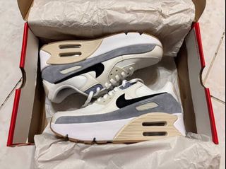 (Category: ) located in . Submitted by teys___ (Listing ID 1366009221, Image 1). Description: .