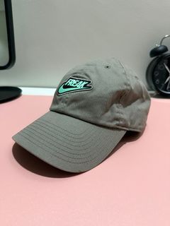 Nike “Freak” Heritage Cap - Fossil