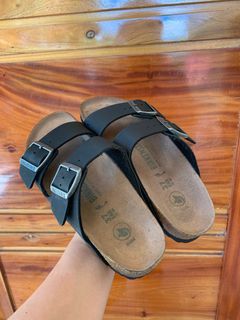 Original Preloved Birkenstock like new condition Arizona Vegan