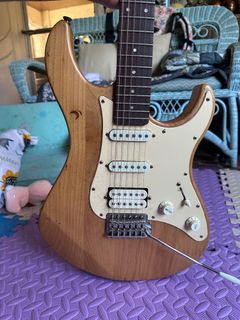 Yamaha Pacifica Electric Guitar