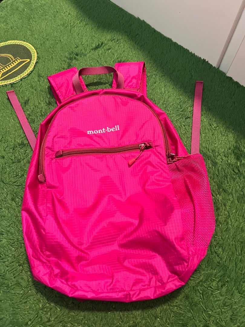 packable backpack (Category: Backpacks) located in Singapore. Submitted by siafashan (Listing ID 1365950519, Image 2). Description: clearing self collect @jurong east or hm delivery @$5.