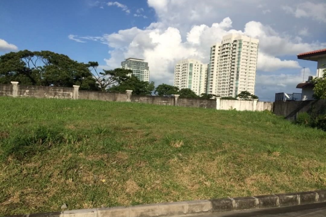 (Category: ) located in . Submitted by patrick.cowper_09175836181 (Listing ID 1365861370, Image 1). Description: .