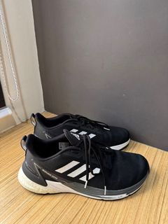 RESPONSE SUPER SHOES US 11 RUNNING SHOES