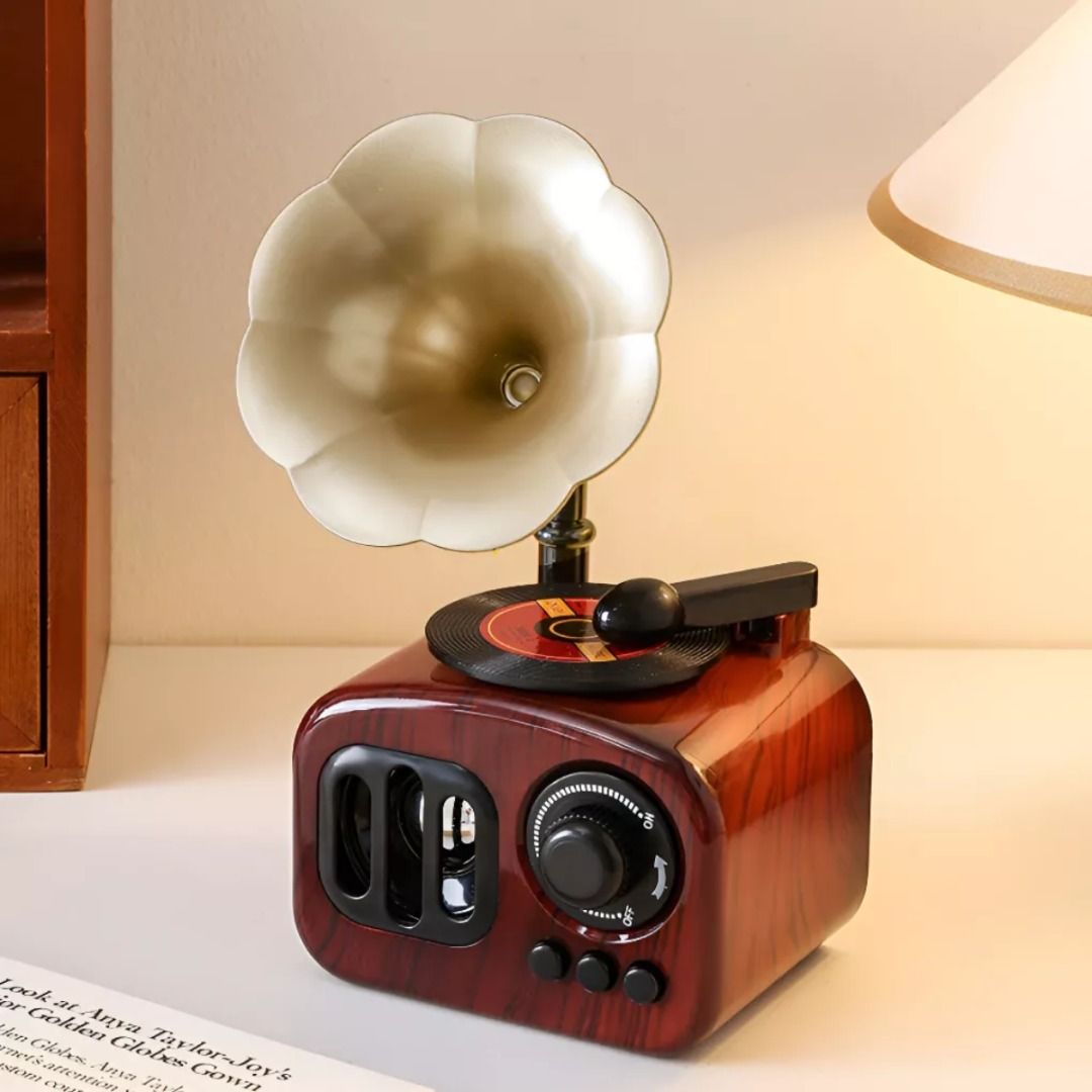 Retro Phonograph Music Box – Vintage Gramophone-Style Gift with Classical Melody for Home Décor & Collectors (Category: Portable Music Players) located in Singapore. Submitted by ervien.com (Listing ID 1365868562, Image 1). Description: Capture Timeless Memories with Our Retro Music Box Bring a touch of nostalgia and elegance to your home with our Retro Phonograph Music Box. This beautifully crafted ornament not only plays the enchanting melody o
