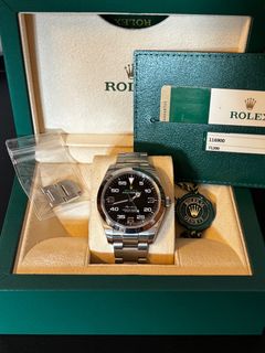 (Category: ) located in . Submitted by vintagewatchmaison (Listing ID 1365875277, Image 1). Description: .
