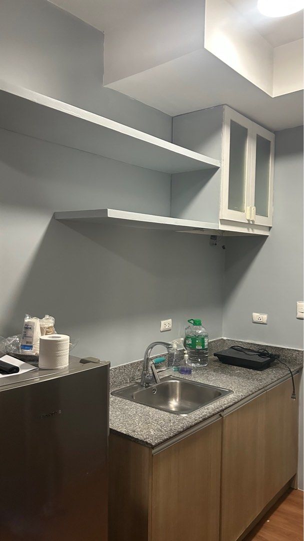 Room condo share for rent (Category: Apartments & Condos) located in Taguig. Submitted by iamkennyra (Listing ID 1365869194, Image 2). Description: 🔔AVAILABLE CONDO SHARING🔔 RATES: 4,000 - upper bunk bed only ❣️FOR MALE WORKING PROFESSIONALS/STUDENTS❣️ Please text: 09397294644 Please Bring valid ID for viewing 𝐓𝐡𝐞 𝐋𝐢𝐧𝐞𝐚𝐫 𝐌𝐚𝐤𝐚𝐭𝐢 | Studio Unit Exact address The Linear Makati Tower 2 Malugay Street, Brgy. San Antonio, Makati City ✅F