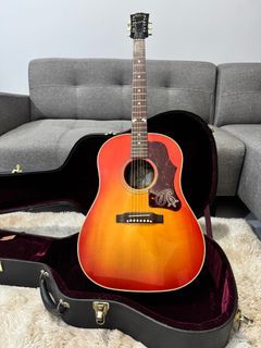 Gibson J45 Limited Edition - Brad Paisley Signature