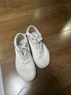 (Kategori: ) berada di . Dikirim oleh thriftshopby_ (ID iklan 1365830591, Gambar 1). Deskripsi: .