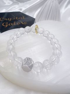 (Category: ) located in . Submitted by crystalgalore (Listing ID 1366013755, Image 1). Description: .