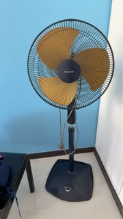(Category: ) located in . Submitted by amirixm (Listing ID 1365864571, Image 1). Description: .