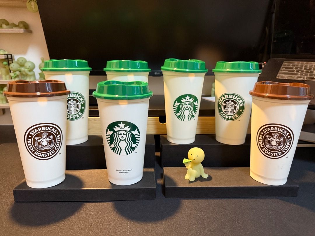 Starbucks Reusable Cups (Grande - 16 fl. oz.) (Category: Water Bottles & Tumblers) located in Pasay City. Submitted by djsstuff (Listing ID 1365915328, Image 2). Description: Starbucks Reusable Cups (Grande - 16 fl. oz.) Negotiable if multiple will be purchased General Pricing: Black Pink - 500 (SOLD) Snoopy - 500 CNY (Red) - 500 Holiday Cups - 400 All Others - 300 ——————— RFS: Need funds for hospital bills Payment options: Maya (Preferred), BPI,