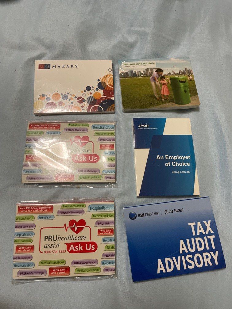 Stick notes / Post it notes (Category: Stationery & School Supplies) located in Singapore. Submitted by clumpsters (Listing ID 1365999487, Image 1). Description: Sealed. 1 for $1. Get all for $5 mailed. .