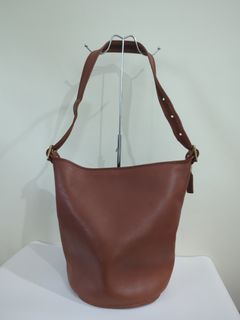 (Category: ) located in . Submitted by jvintagebags (Listing ID 1365911805, Image 1). Description: .