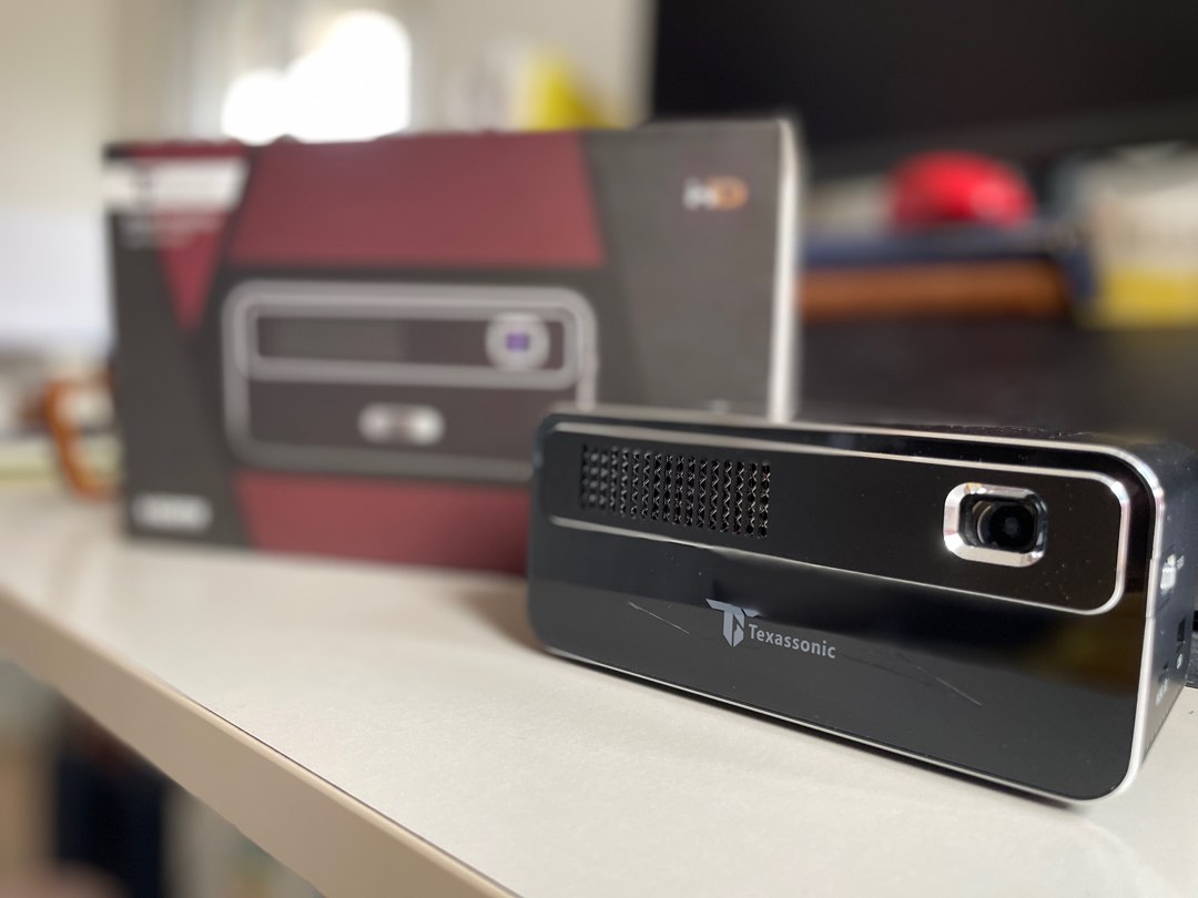 Texassonic Projector with Android HDP 400 投影機, 家庭電器, 電視 & 其他娛樂, 投影機 ...