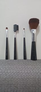 THE BODY SHOP Makeup Brush Set