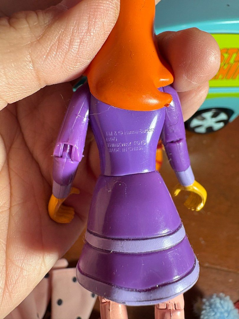Thinkway scooby doo mystery machine van (Category: Vehicle & Diecast Models) located in Echague. Submitted by tentenheartph (Listing ID 1365990484, Image 2). Description: Preloved from US WYSIWYG articulated figures no crack minor scratches paints chips please manage your expectations buy at your own risk .