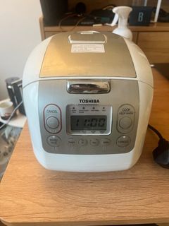 （分類：）位於 。 由 kayteehola 提交（商品編號 1365838378，圖片 1）。簡介： 。