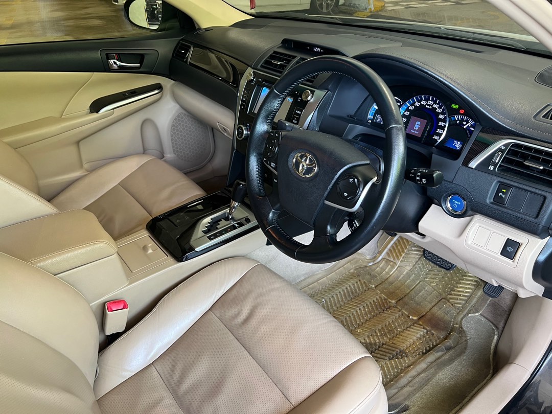 Toyota Camry 2.5 Hybrid (A)62863128700673113