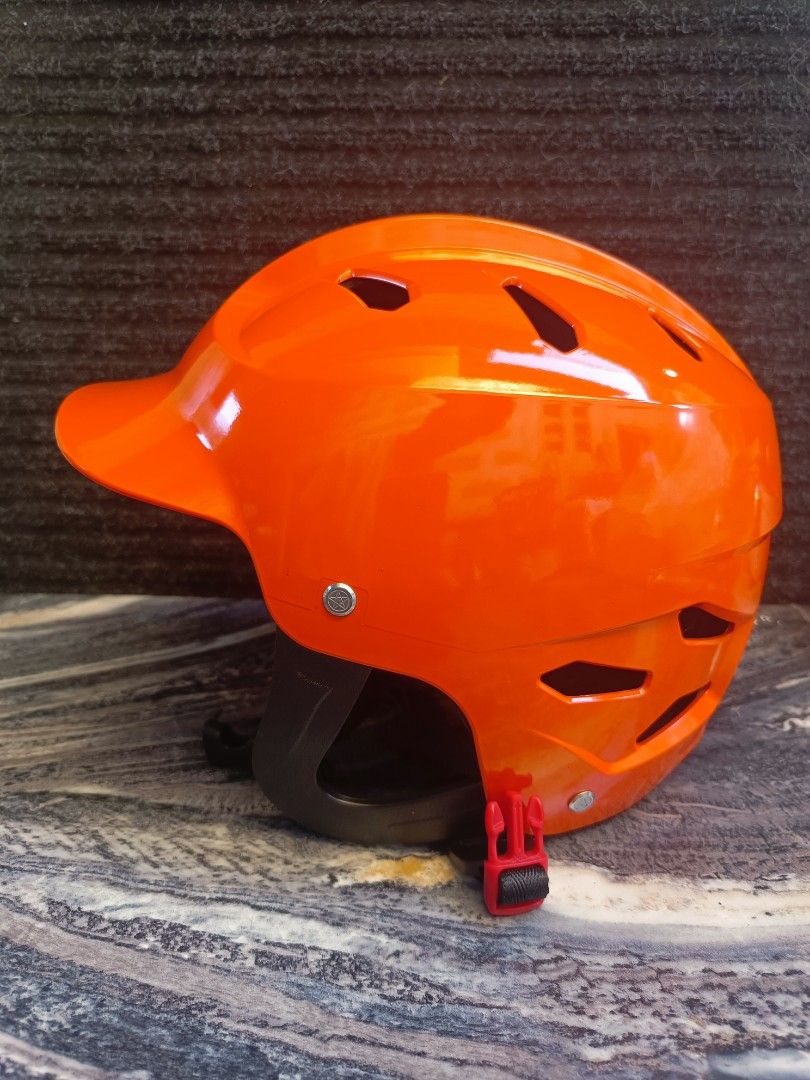 Water Sports Helmet (Category: Helmets and other Riding Gears) located in Pasig City. Submitted by artliam888 (Listing ID 1365932341, Image 2). Description: Water Sports Helmet Kayak, Jetski, Wake Boarding, Wake Skating, Surfing, Rafting, Rowing, Sailing, Skim Boarding, Water Polo, Parasailing, Kneeboarding, Canyoneering, etc. PRICE: Selling for only 299, market price cheapest is 900+ Loc: Manggahan, Pasig City. BRANDNEW never been used . Complet