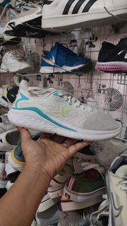 X tep running shoes 4 men