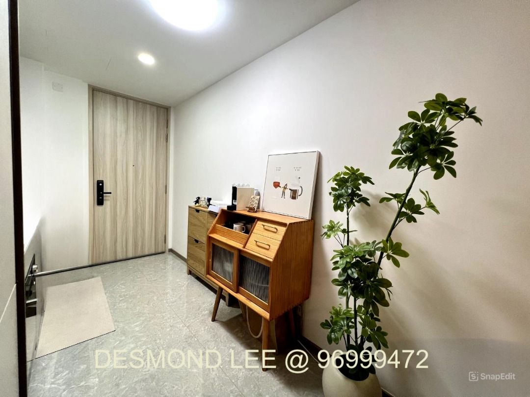 1 Bedroom + Study For Sale With Tenancy, Rare Integrated Condo With Shopping Mall & MRT Station..63227756568449112