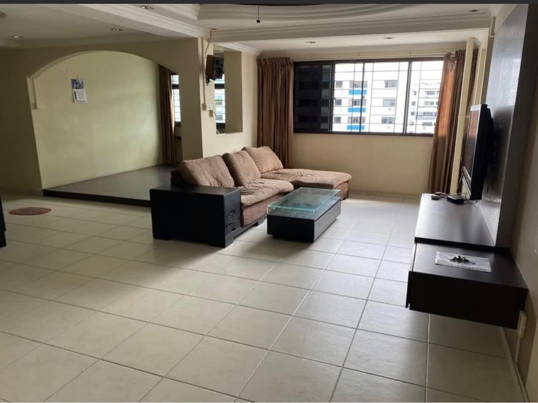 (Category: ) located in . Submitted by guessisabel (Listing ID 1366162361, Image 1). Description: .