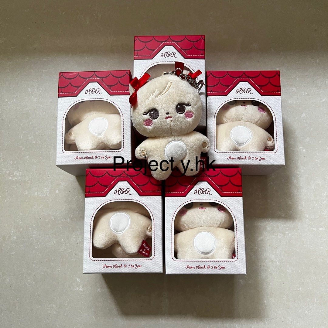 現貨) Rosé 2024 Season's Greetings character mini keyring rosie