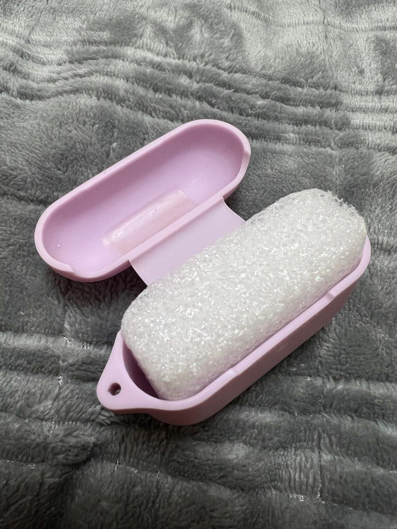 Airpods Pro 2 Silicone Case (Category: Earphones) located in Quezon City. Submitted by shenellbb (Listing ID 1366173496, Image 3). Description: Bought it from digital walker. :) .