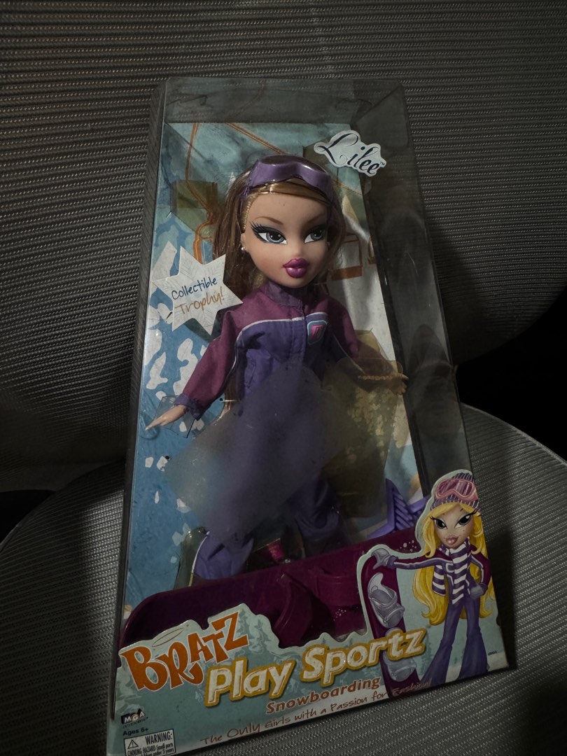 Búp bê Bratz Lilee Snowboarding | Việt Nam