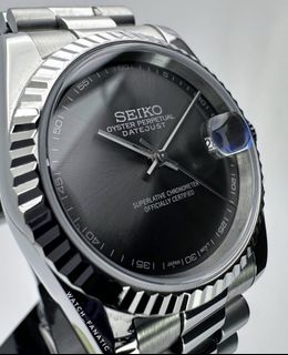 (Category: ) located in . Submitted by WATCH_FANATIC (Listing ID 1366108821, Image 1). Description: .