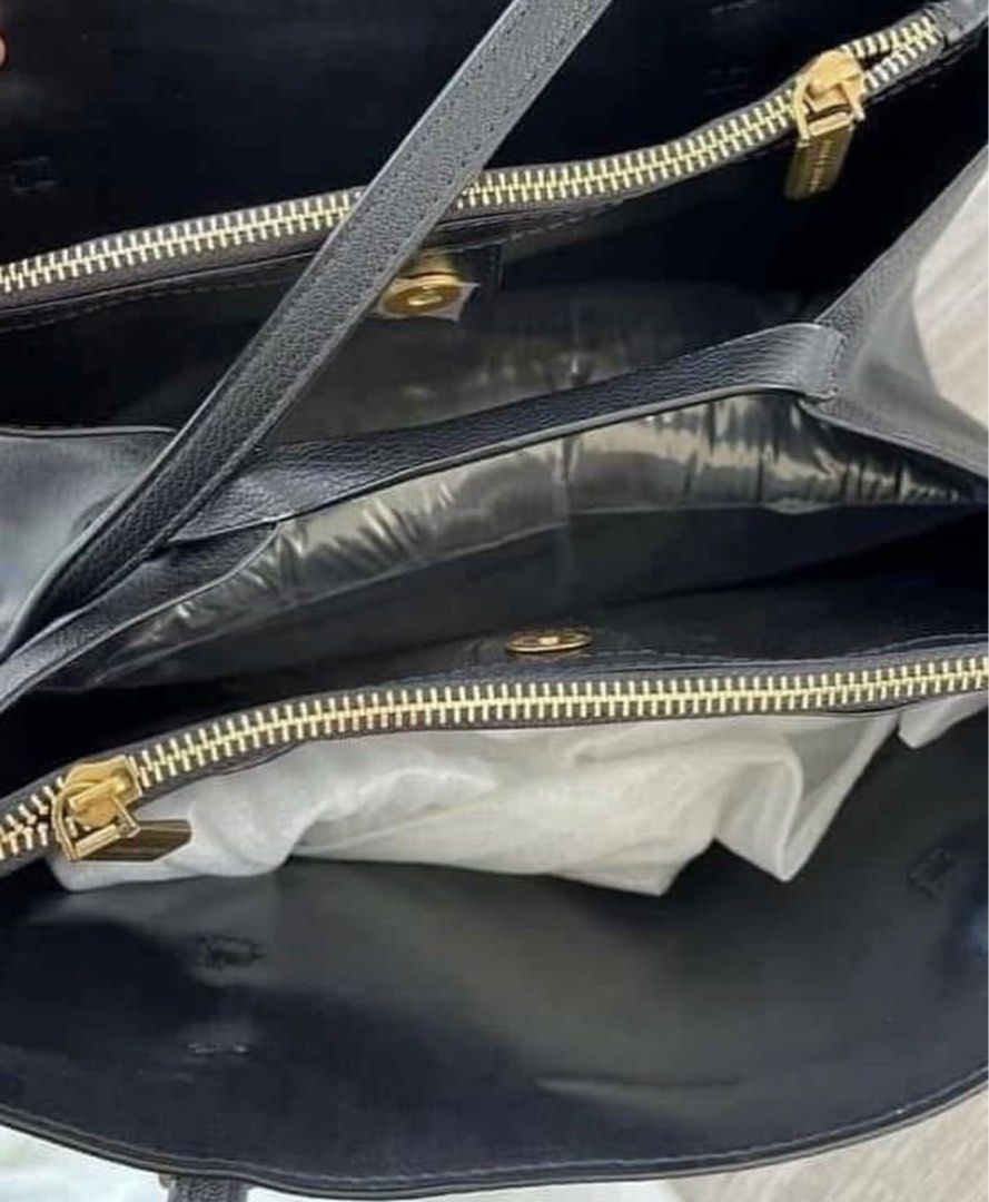 Charles & Keith Sanza Tote Bag (Category: Tote Bags) located in Manila. Submitted by bglife (Listing ID 1366134360, Image 3). Description: Brand new Can fit up to 15” laptop Loc: Pasig-Santolan Mop: Gcash Mod: J&T/Sdd .