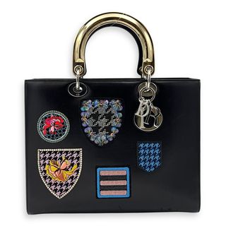 (Category: ) located in . Submitted by carousellluxury (Listing ID 1366114504, Image 1). Description: .