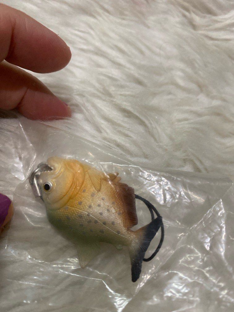 Fish piranha keychain (Category: Character Goods) located in Manila. Submitted by eileensshoponlineshop (Listing ID 1366165987, Image 2). Description: .