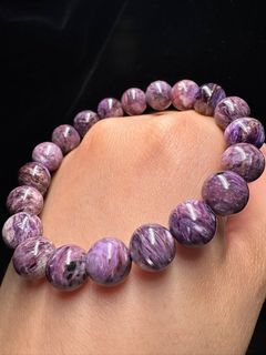 (Category: ) located in . Submitted by purplecrystals (Listing ID 1366109769, Image 1). Description: .