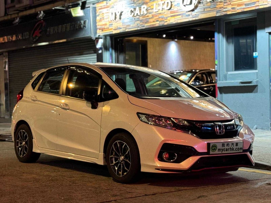 Honda JAZZ RS GK5 Auto62863174691586112