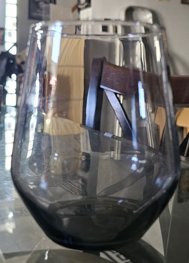 Ikea Black Glass (Category: Other Kitchenware & Tableware) located in Tagaytay City. Submitted by android011 (Listing ID 1366149596, Image 1). Description: Ikea Black glass set of 6 new for pick up only.