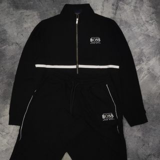 (Kategori: ) berada di . Dikirim oleh thriftprelovedme (ID iklan 1366036592, Gambar 1). Deskripsi: .