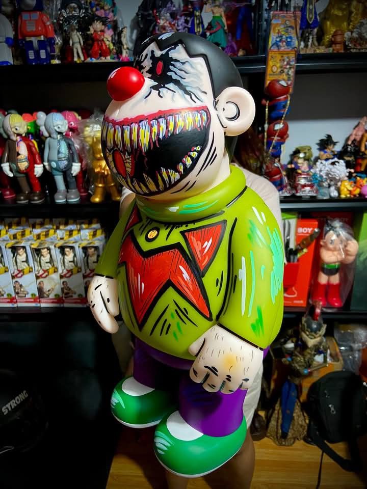 Jumbo Damulag x VOLTES V Doraemon (Category: Figurines & Statues) located in Pasig City. Submitted by akindzshop2 (Listing ID 1366175344, Image 3). Description: Jumbo Damulag x VOLTES V 1999 Jumbo Damulag With Markings: Fujiko-Pro, Shogakukan Medicom Toy 2009 Almost 45cm tall Almost 18 inches tall Brand new As is Where is What you see is what you get Vinyl Materials No box Valley 6 Parañaque Pick Up Lalamove Shipping via Flash add 220 Shipping vi