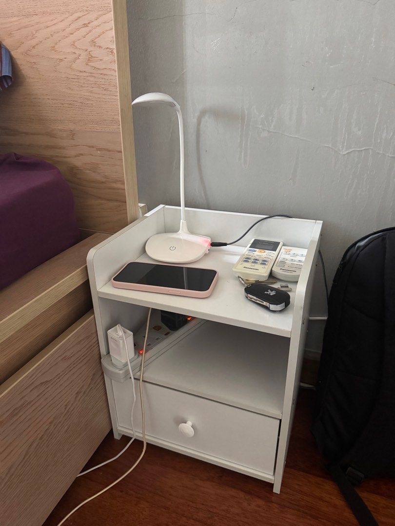 Mini Bedside Table (Category: Tables & Sets) located in Kuala Lumpur. Submitted by ajbossku (Listing ID 1366017692, Image 1). Description: .