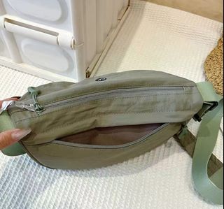 （分類：）位於 。 由 doodad_queen 提交（商品編號 1366028296，圖片 1）。簡介： 。