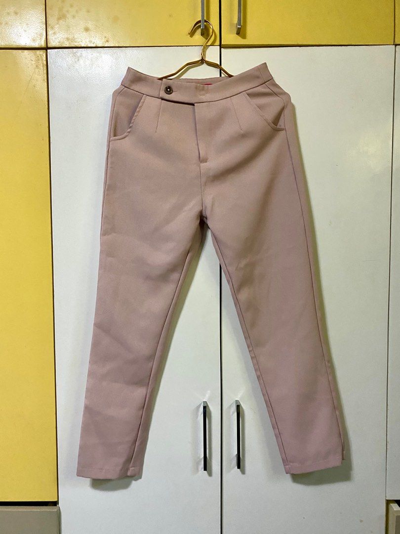 Old Rose Trouser Pants (Category: Trousers) located in Pasig City. Submitted by espnyl07 (Listing ID 1366069366, Image 1). Description: Old Rose Trouser Pants (high waist) Size 25-28 (S to M) .