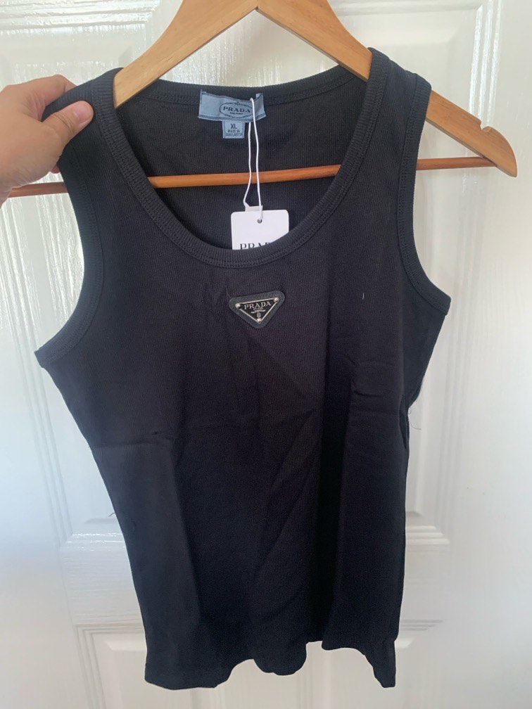 PRADA KNIT TOP STYLE 114