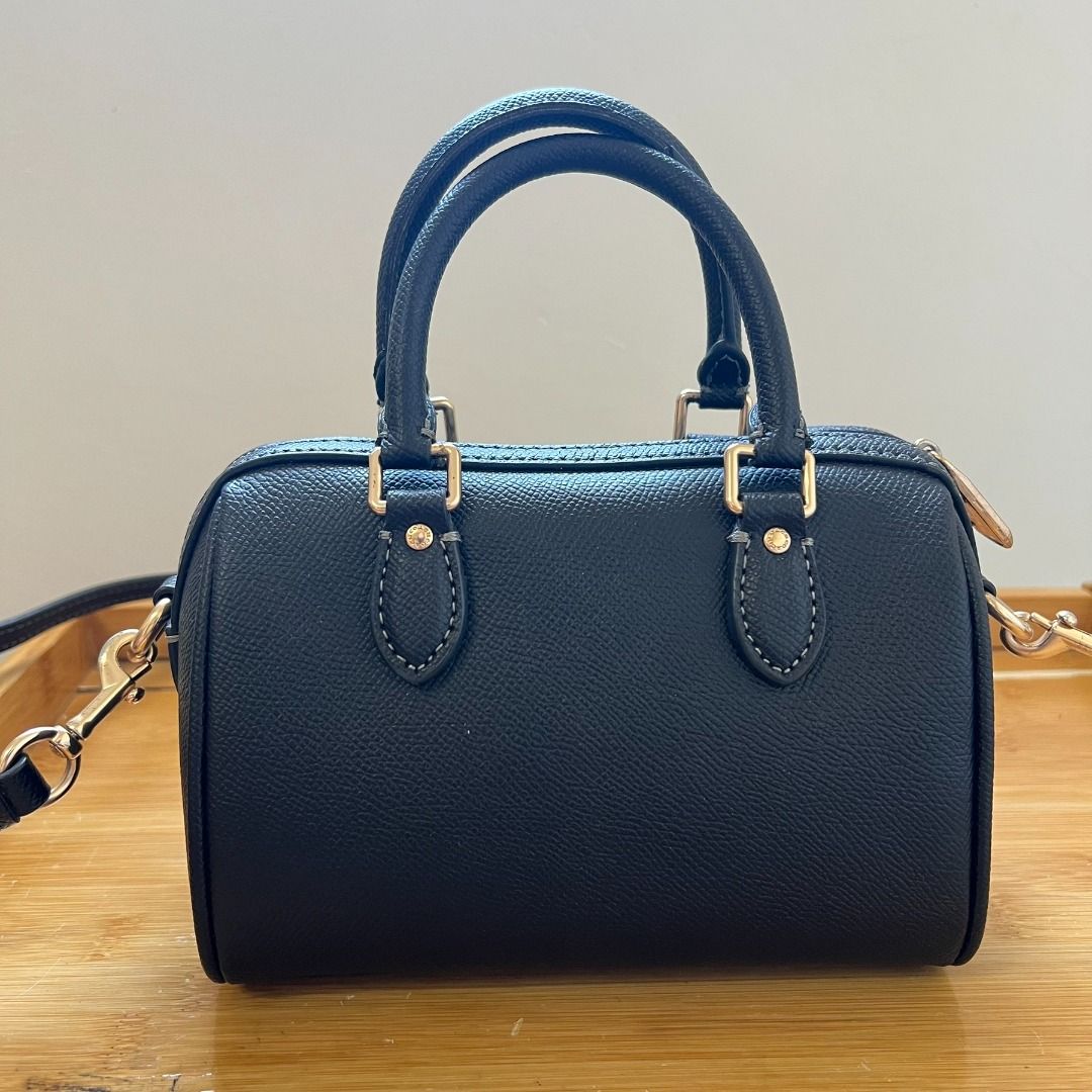 Preloved Mini Coach Rowan Satchel Bag (Category: Luxury Bags & Wallets) located in Manila. Submitted by whatshopdude (Listing ID 1366091794, Image 2). Description: Preloved Mini Coach Rowan Satchel Bag Issue: Zipper Pull replaced.