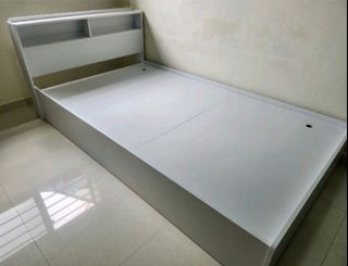 (Category: ) located in . Submitted by furnituresalestore (Listing ID 1366078303, Image 1). Description: .