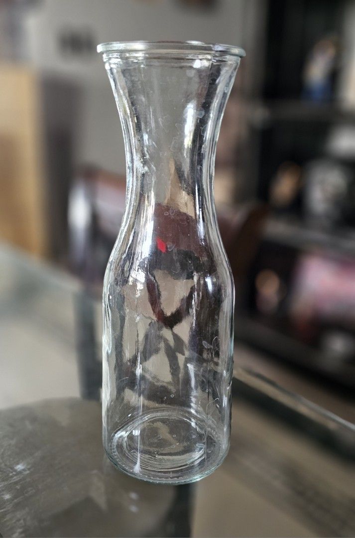 Royal dine emboss pitcher (Category: Pitchers & Dispensers) located in Tagaytay City. Submitted by android011 (Listing ID 1366152648, Image 1). Description: Royal dine emboss pitcher 1 liter for pick up only.